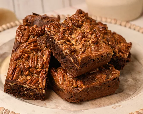 Brownies con garapiñado de nuez